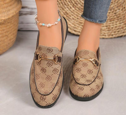 Loafers with Iconic Print and Gold Accent